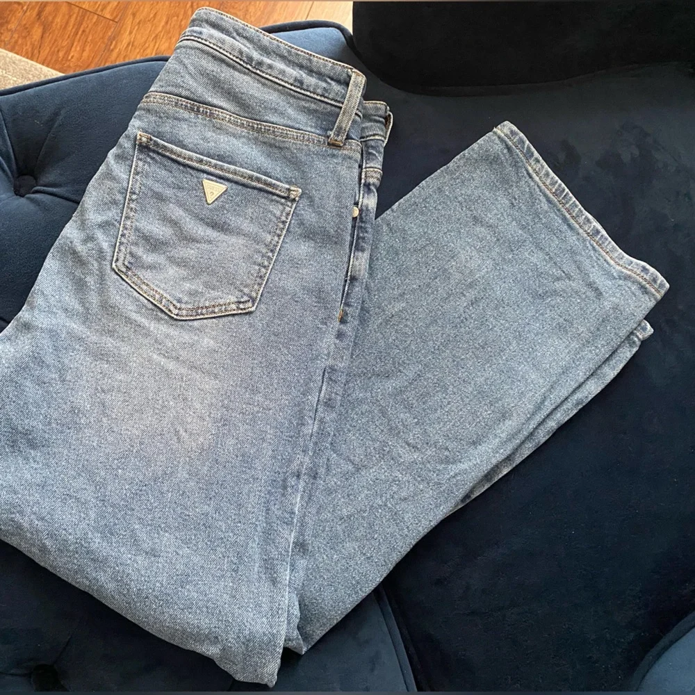 🩷 GUESS JEANS | ULTRA HIGH RISE STRAIGHT - Picture 4 of 4